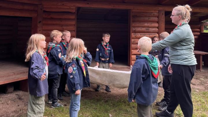 Mikroer øver brandslukning